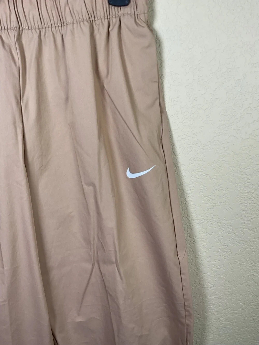 Nike Womens Small Tan Loose Fit High Rise Track Pants Athletic Running NWT